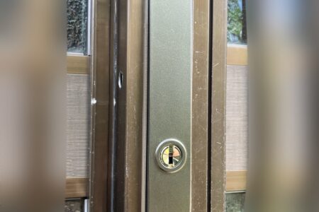 中野区　引き戸の故障による鍵交換