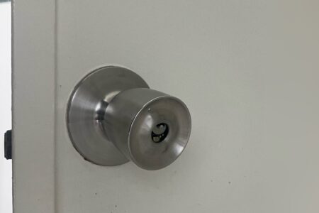 中野区　ドアノブ破壊による交換