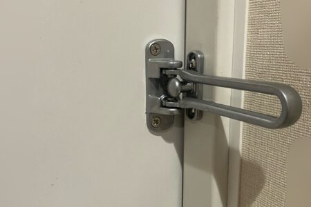 中野区　玄関ドアガード（ガードロック、ドアバー、ドアチェーン）の故障