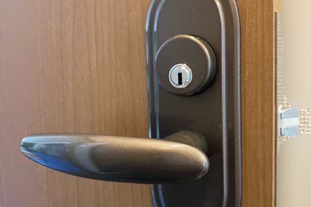 中野区　部屋のドアに鍵を取り付けたい