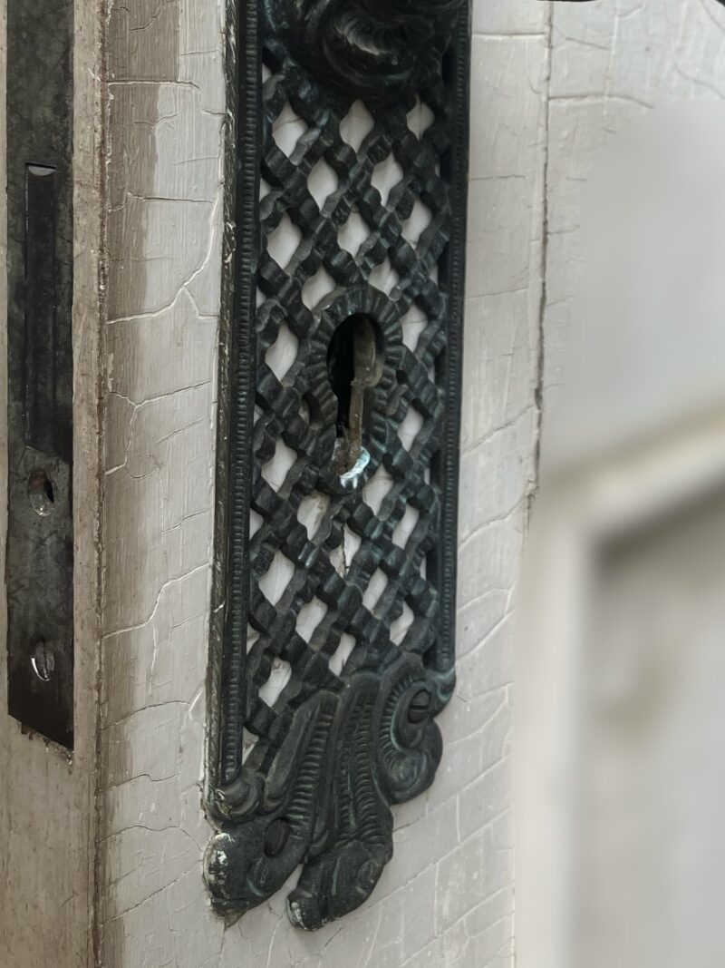 杉並区 アンティーク錠(ITALY Viro)シリンダー交換工事