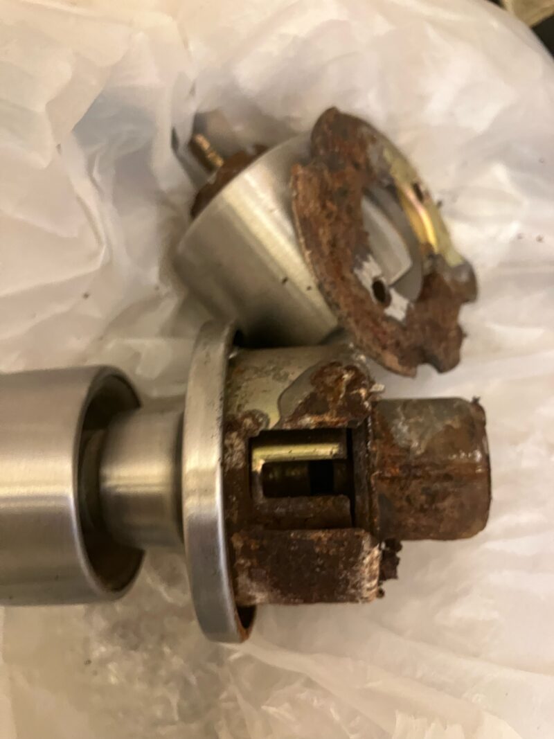 杉並区【管理会社様よらご依頼|浴室錠が錆びついて外れない】