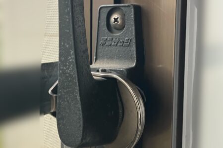 練馬区富士見台｜富士サッシの特殊クレセントロック交換