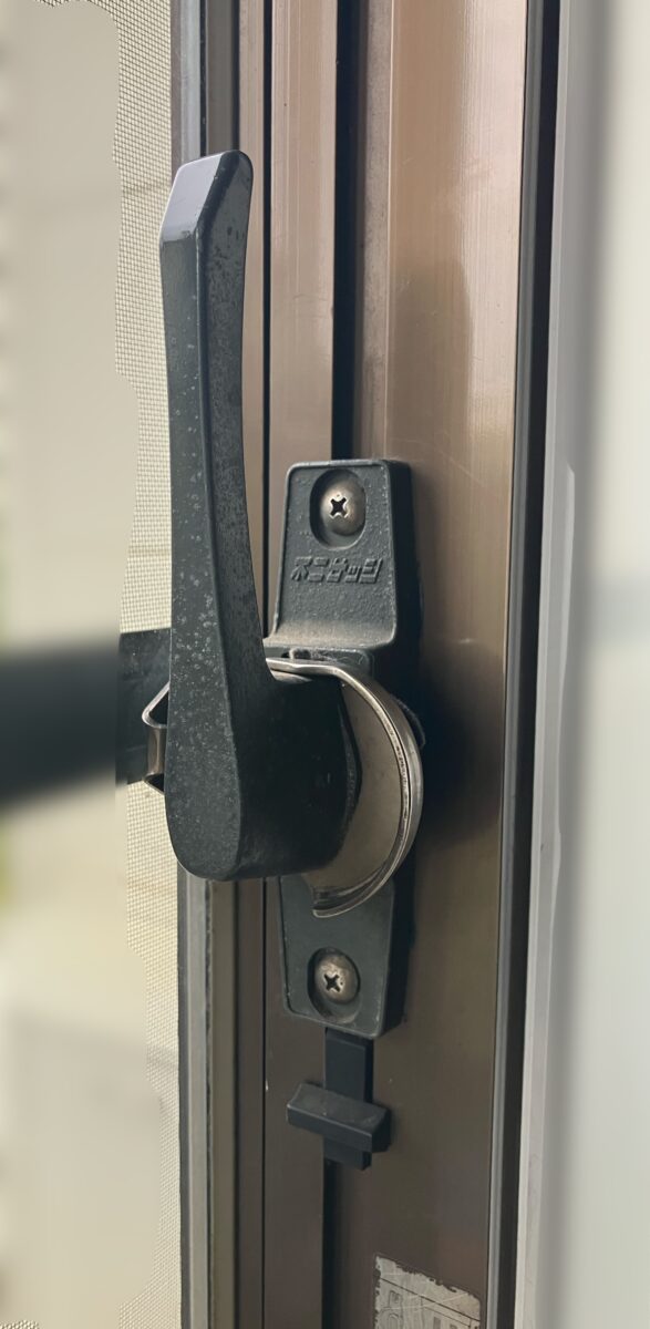 練馬区富士見台｜富士サッシの特殊クレセントロック交換
