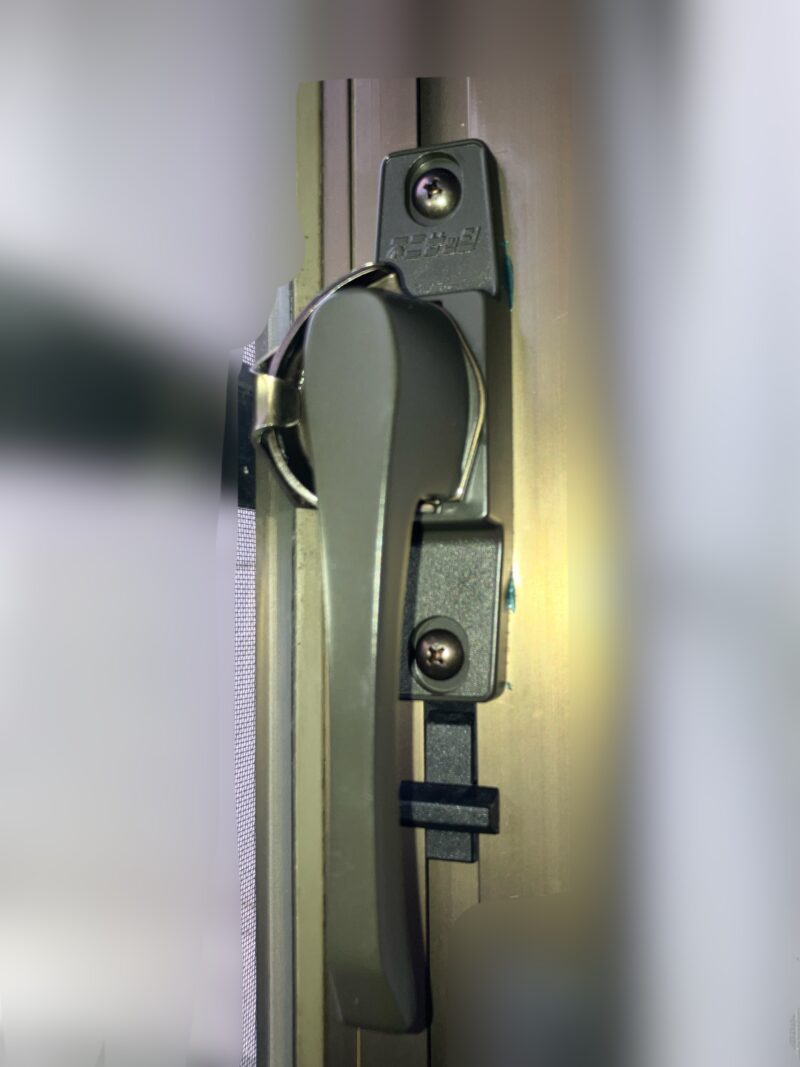 練馬区富士見台｜富士サッシの特殊クレセントロック交換