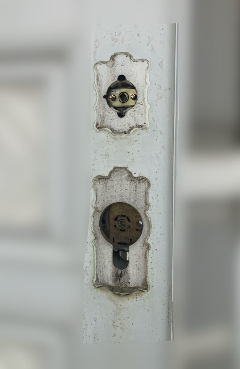 練馬区大泉町 |サムラッチ錠交換・同一キーに変更