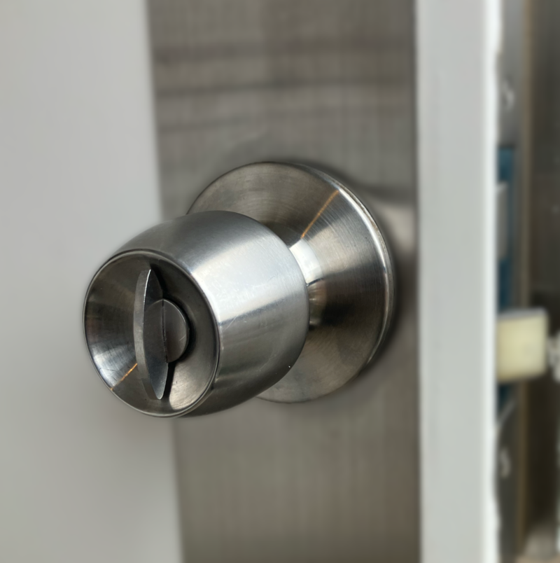 【練馬区下石神井】緊急ドアノブ交換対応