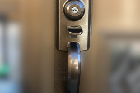 練馬区上石神井｜玄関鍵交換（サムラッチ錠の経年劣化）