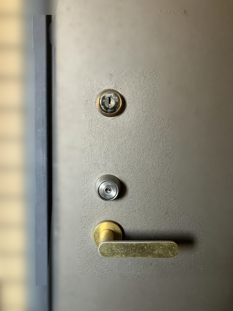 【豊島区要町】鍵紛失による緊急鍵交換|上下同一キーのディンプルキーへ交換対応