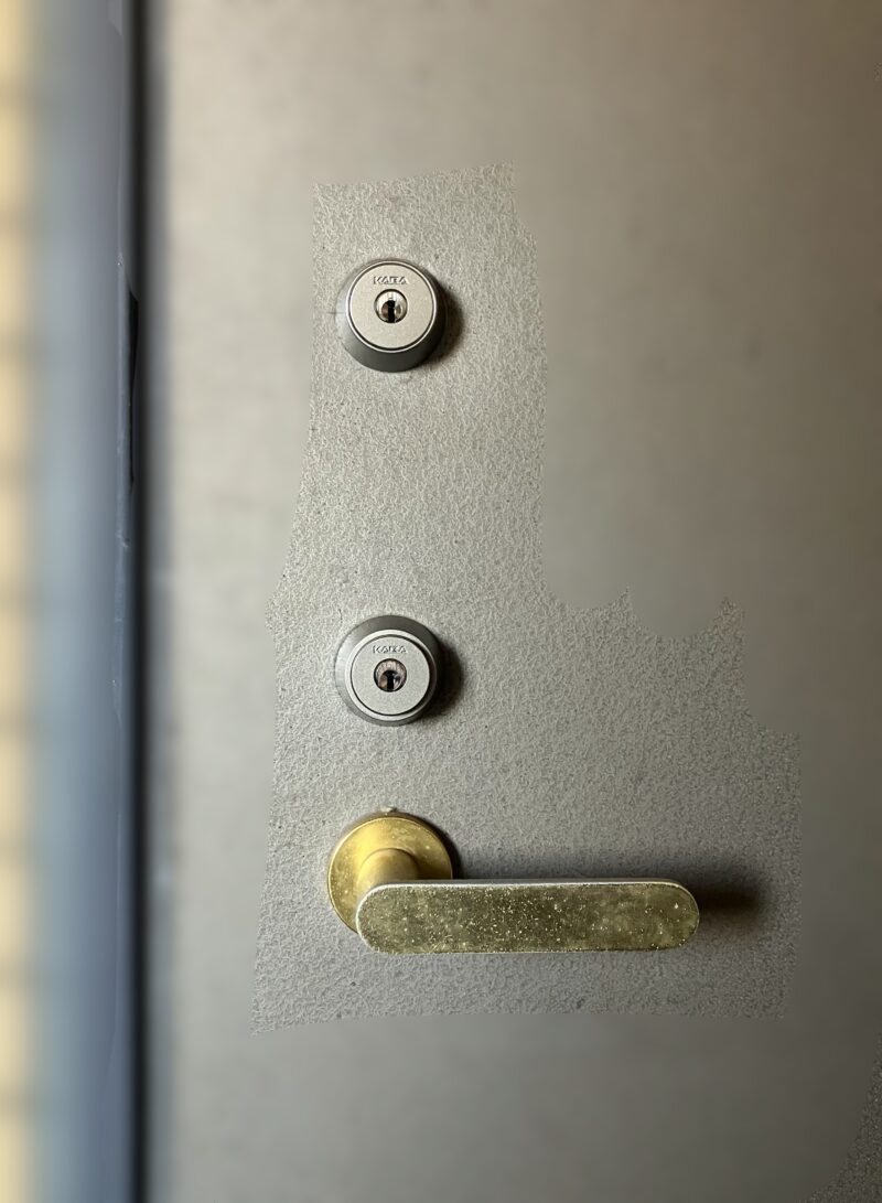 【豊島区要町】鍵紛失による緊急鍵交換|上下同一キーのディンプルキーへ交換対応