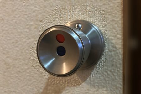 豊島区千早　トイレドアノブ錠交換｜経年劣化で破損・即日対応事例