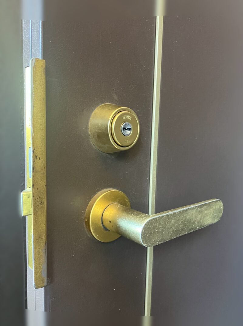 【豊島区千川】MIWA錠ケース交換|内外から施錠感がない鍵を修理