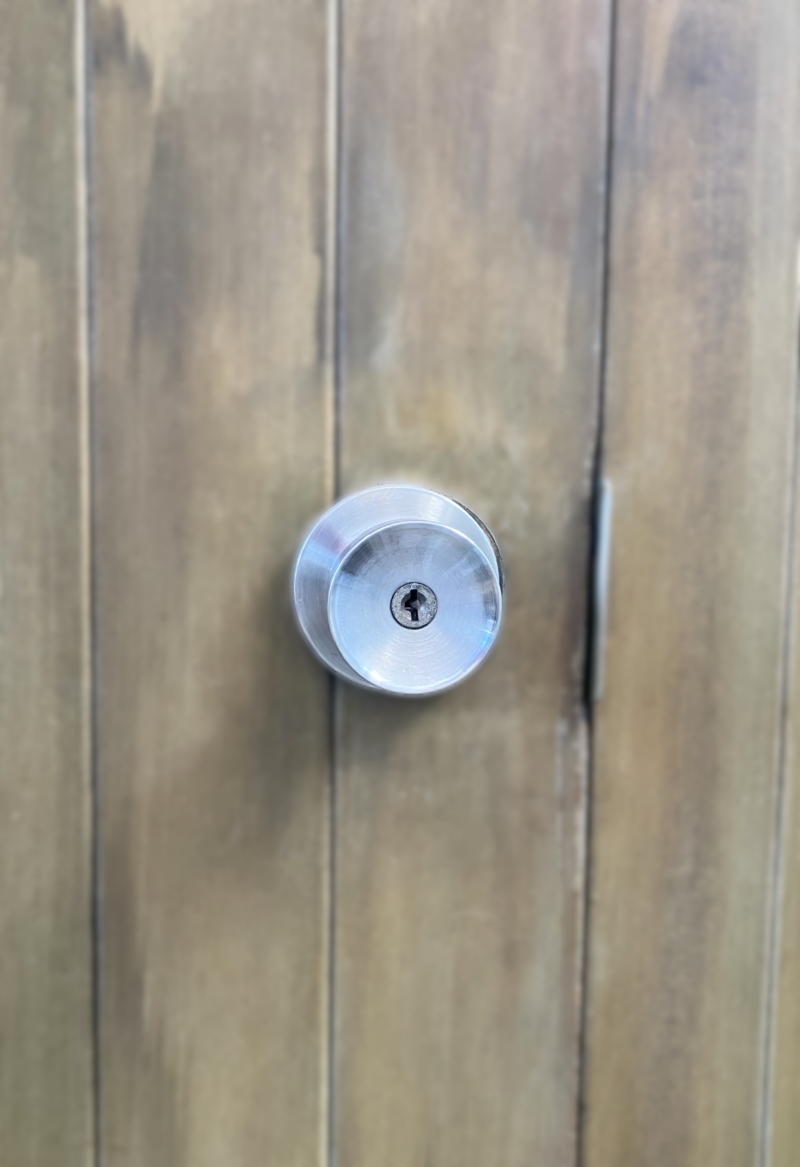 豊島区千川|鍵交換施工事例|高齢者向けのディンプルレバーハンドルタイプ