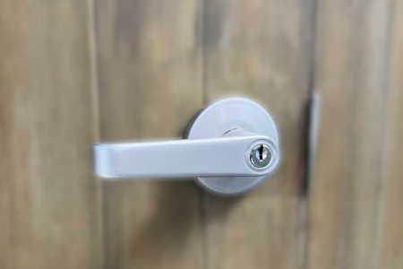 豊島区千川｜鍵交換施工事例｜高齢者向けのディンプルレバーハンドルタイプ