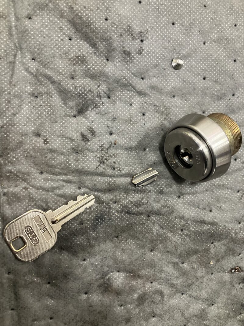 西東京市 田無町|法人エントランス鍵折れ・鍵抜き緊急対応