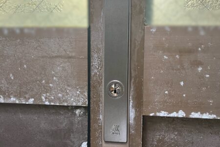 練馬区石神井台｜店舗引き戸錠の鍵交換｜紛失のためディンプルキーへ交換/緊急駆け付け